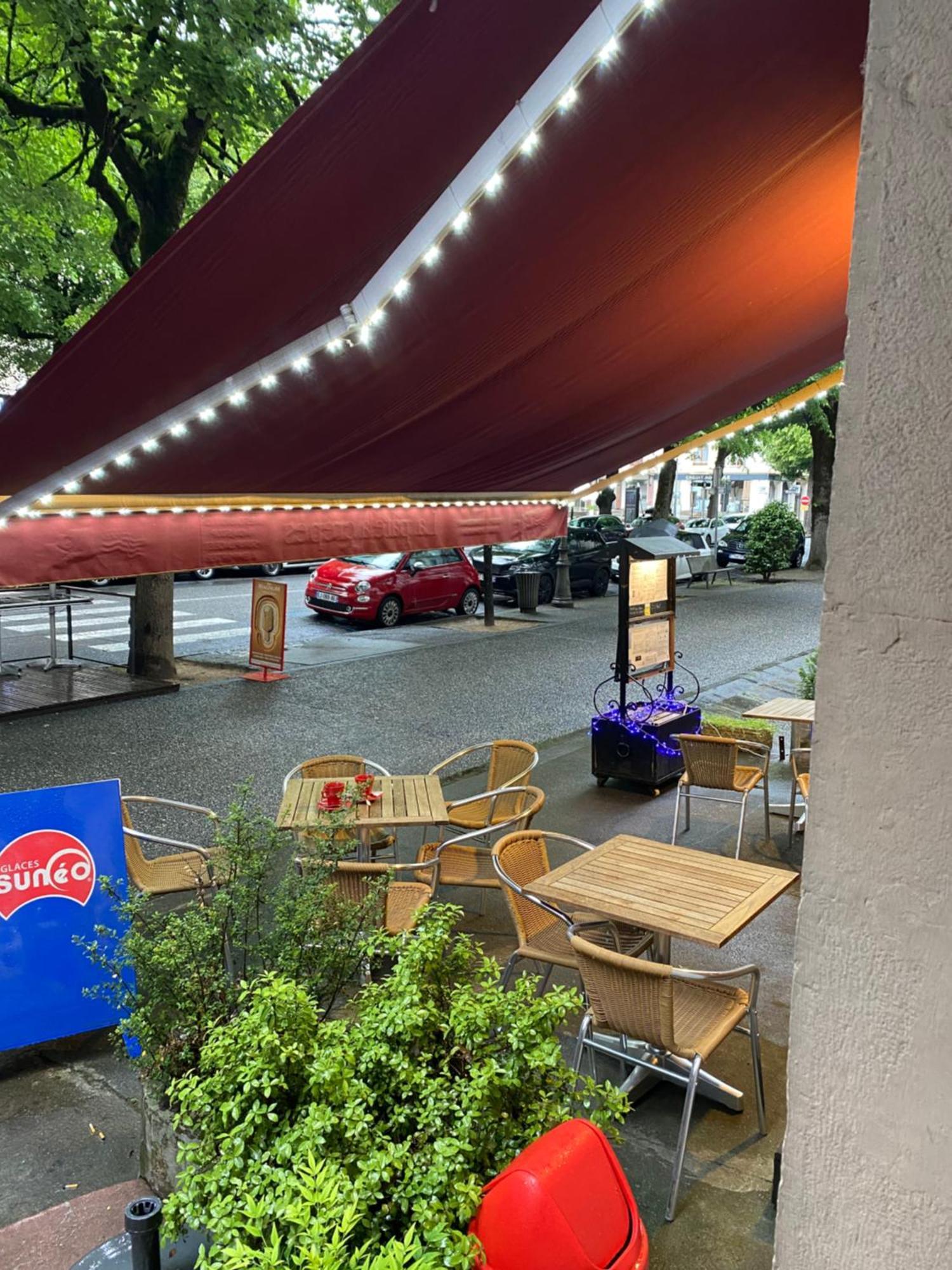 Au 47 Allees D'Etigny - Central & Standing - Avec Parking - Linge De Lit Et De Toilette Inclus Bagnères-de-Luchon المظهر الخارجي الصورة